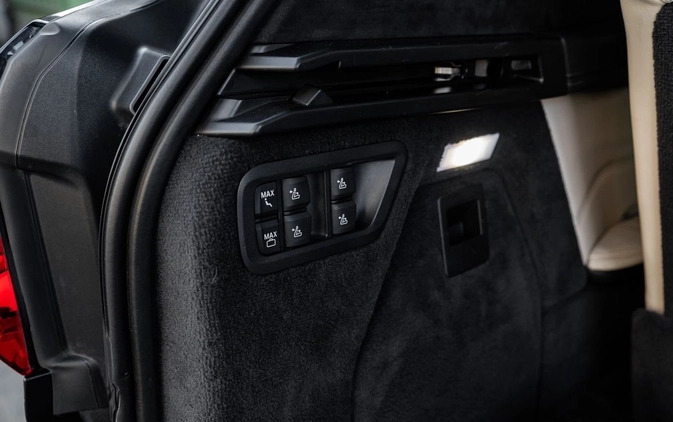 BMW X7 cena 259000 przebieg: 178000, rok produkcji 2019 z Kielce małe 562